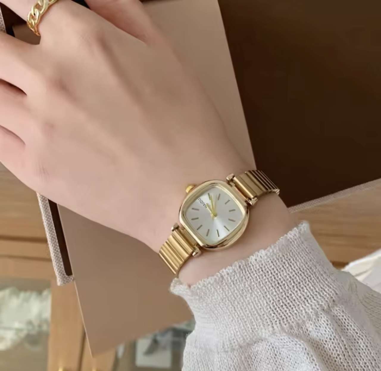 Brand Women Quartz Watch Adjustable Stainless Steel Strap Luxury Gift Ladies Wristwatch Dropshipping