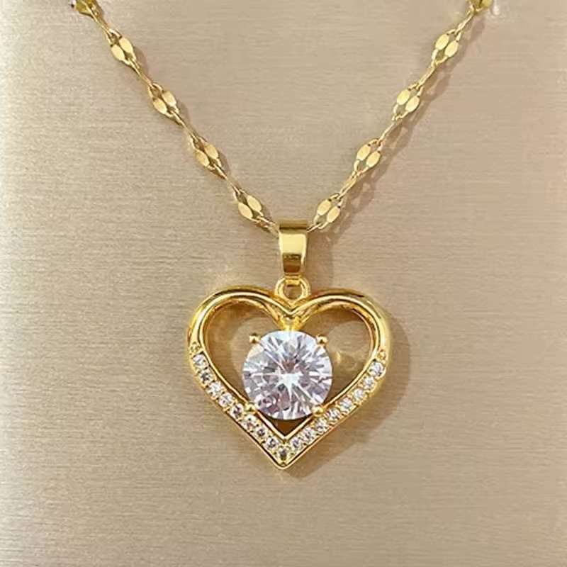 FEMALE NECKLACE 