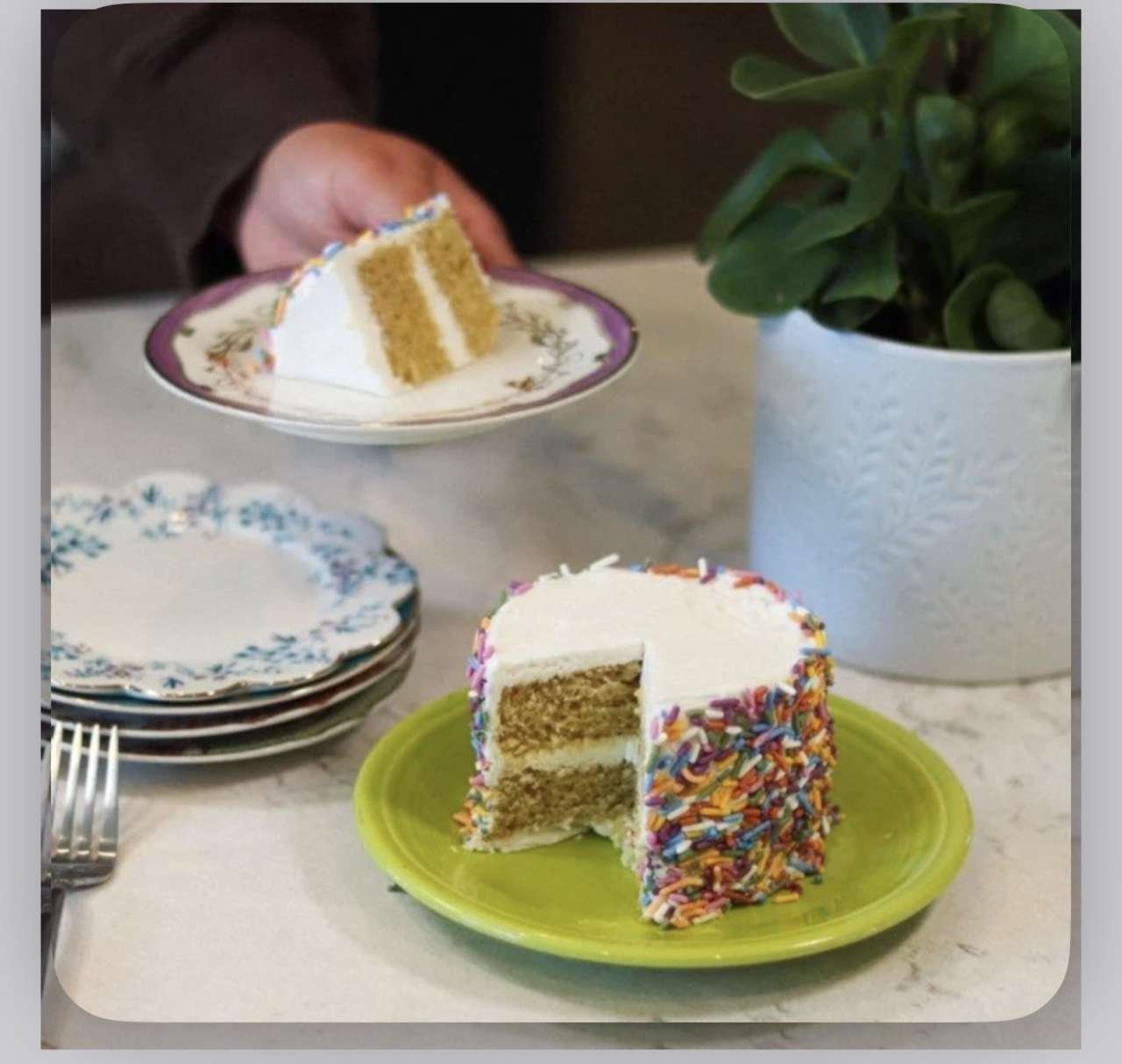 🇺🇸 ONLY - Rubicon Bakers, Baked, Vegan Birthday Layer Cake, Vegan Vanilla Icing, 4 inch Cake. Nut Fr
