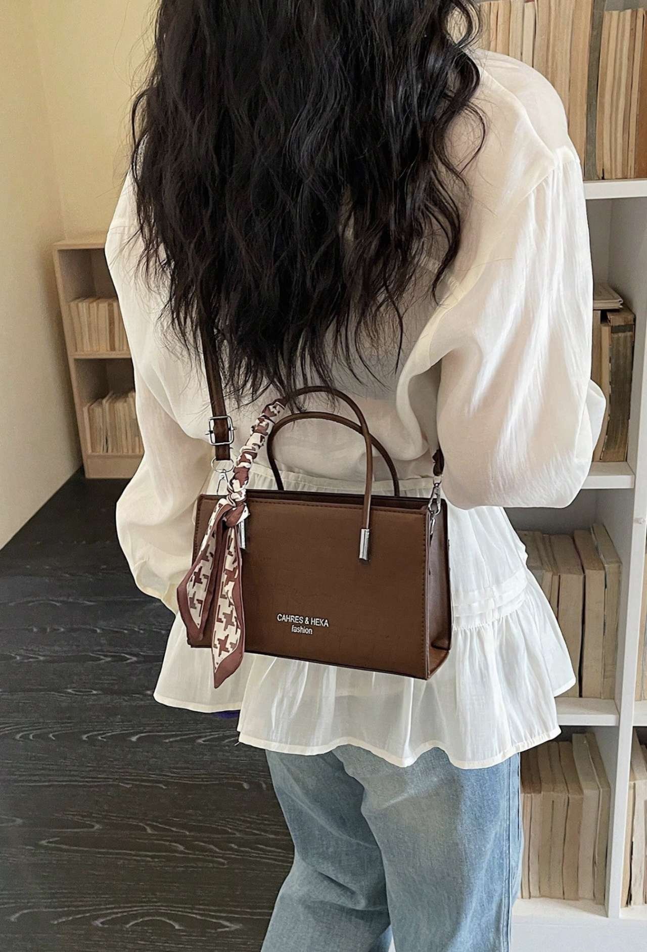 New Retro Fashion Crease Mini Top Handle Bag, Decorated With Scarf, Zipper Closure, Adjustable Long 