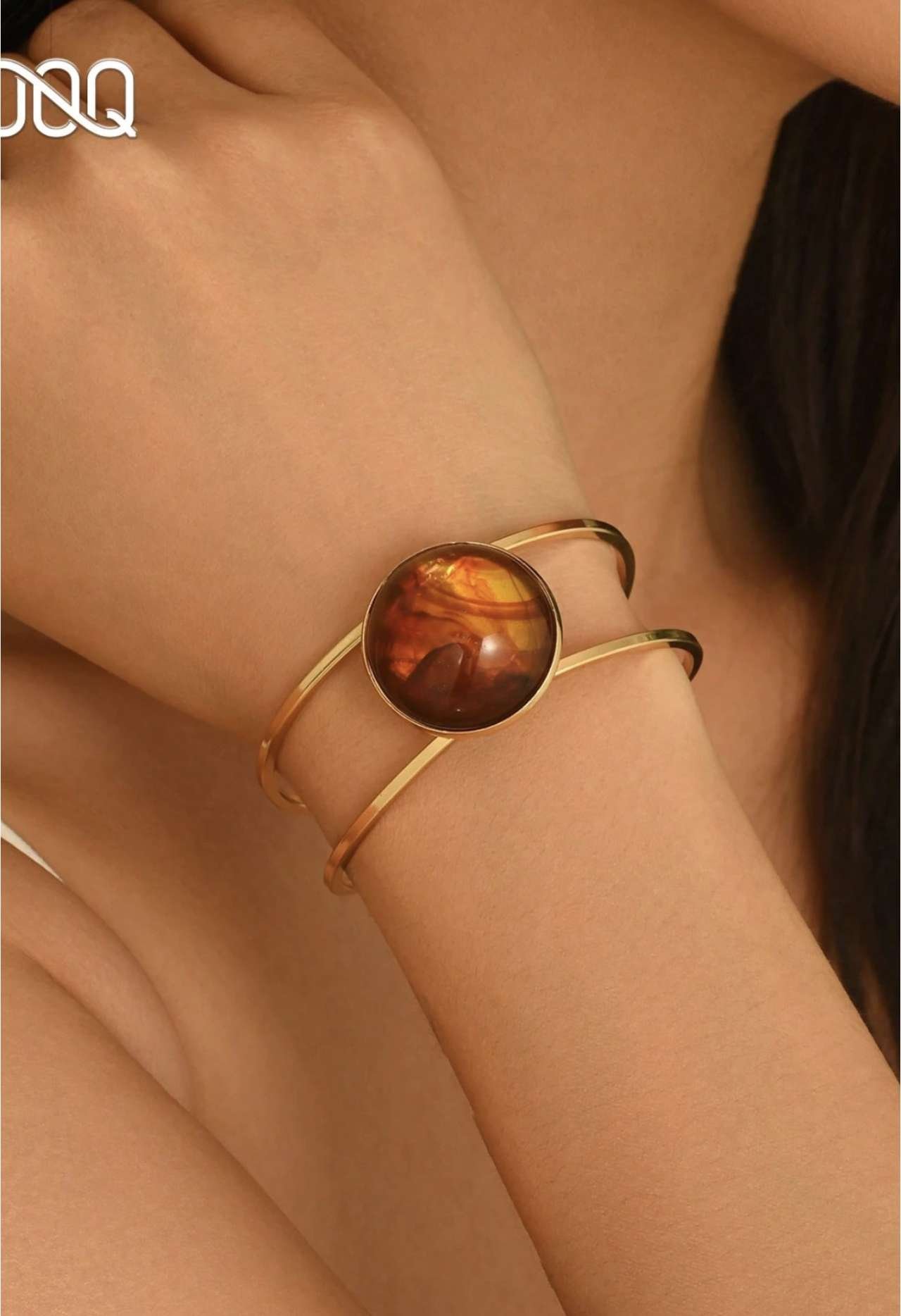 OOQ 1pc Minimalist Casual Style Wide Band Inlaid Round White Faux Gemstone Women's Bracelet, Open Ad