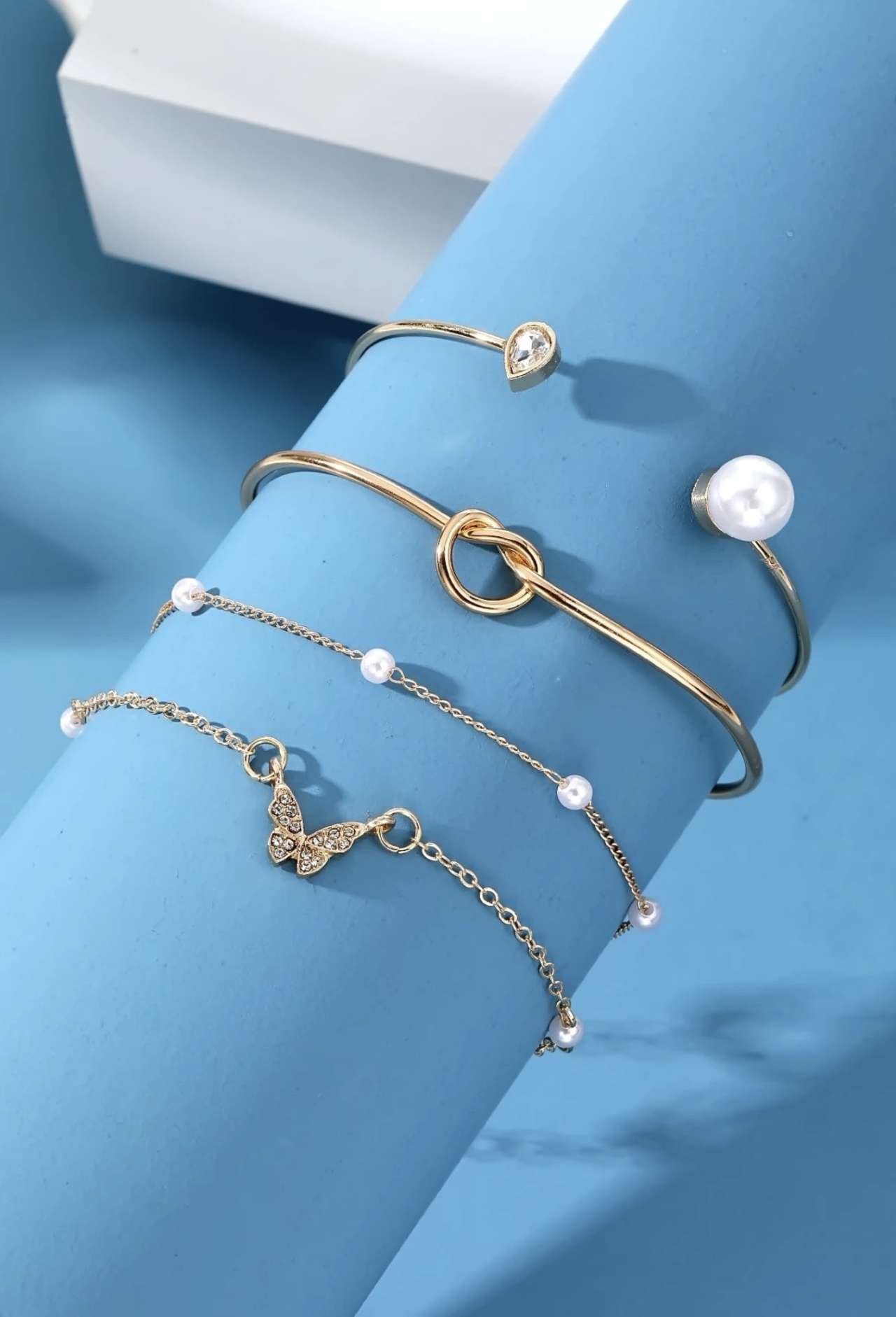 4pcs/Set Faux Pearl Butterfly & Heart Shaped Adjustable Bracelet Set
