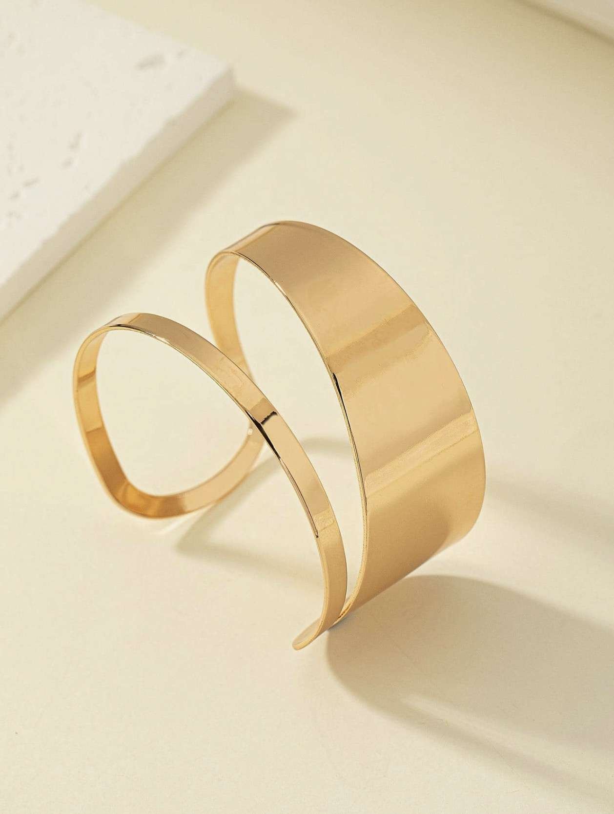 Solid Color Hollow Out Design Cuff Bangle For Daily