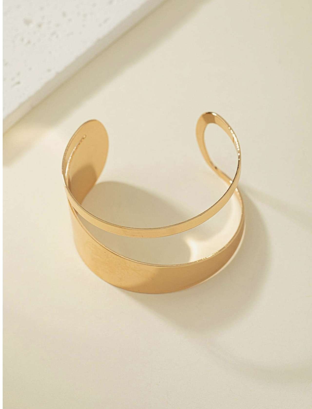 Solid Color Hollow Out Design Cuff Bangle For Daily