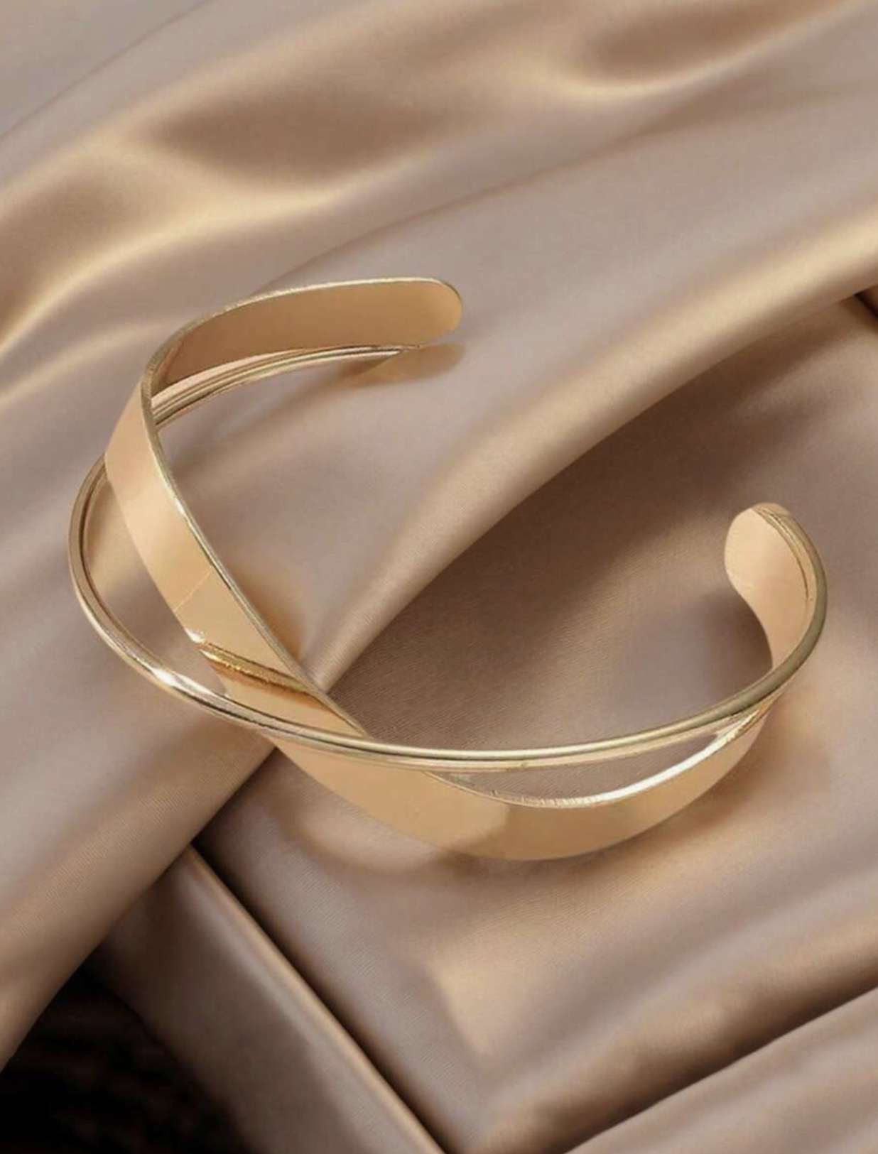 1pc Minimalist Gold Asymmetrical Geometric Metal Bangle Bracelet, Unique Fashionable Adjustable Acce