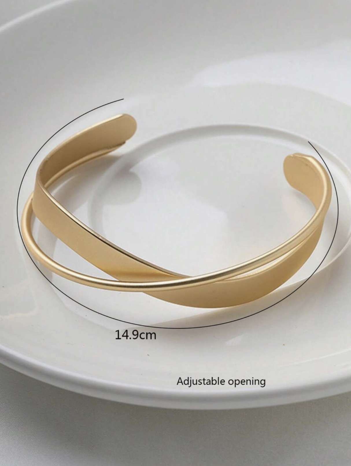 1pc Minimalist Gold Asymmetrical Geometric Metal Bangle Bracelet, Unique Fashionable Adjustable Acce